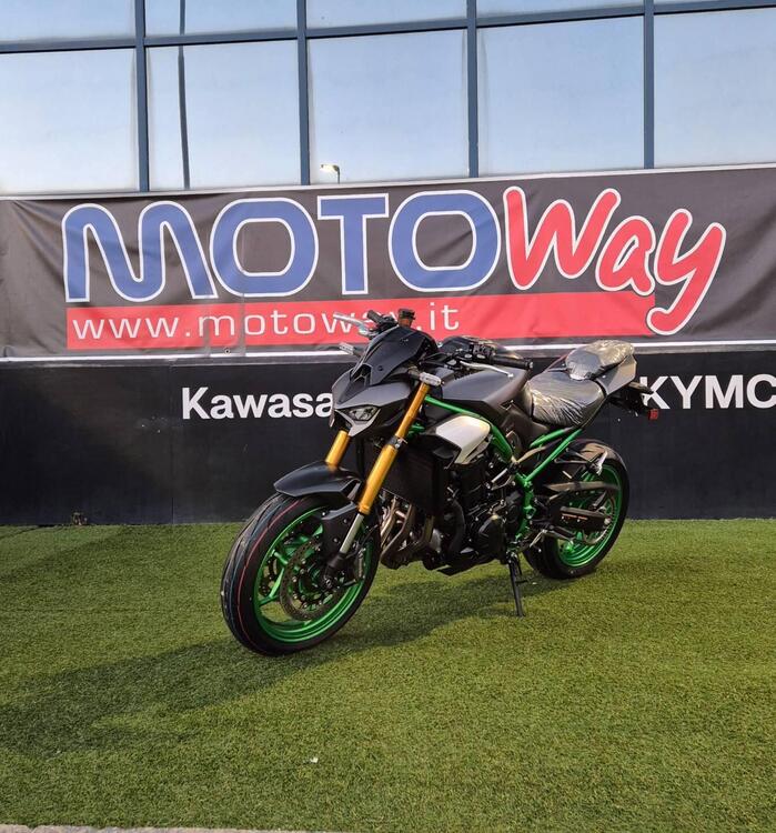 Kawasaki Z 900 SE (2025 - 26) (2)
