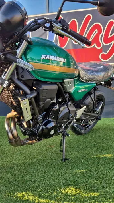 Kawasaki Z 650 RS (2025 - 26) nuova
