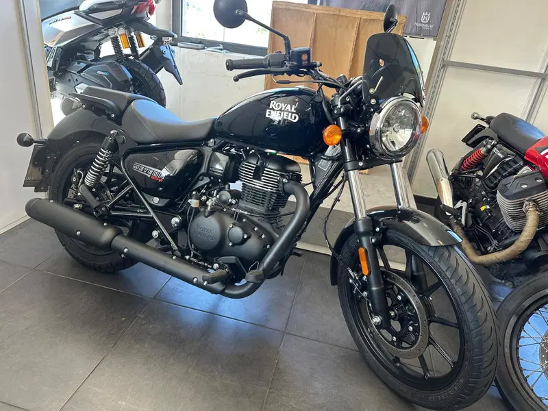 Royal Enfield Meteor 350 (2021 - 26)