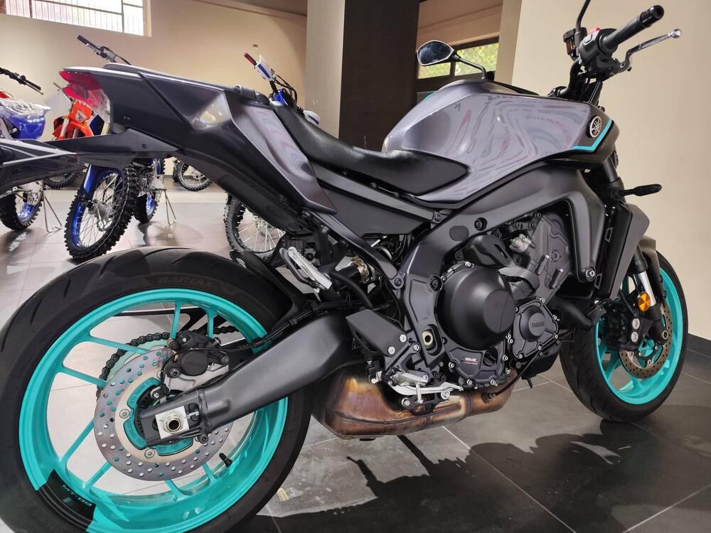 Yamaha MT-09 Y-AMT (2024 - 25) (5)