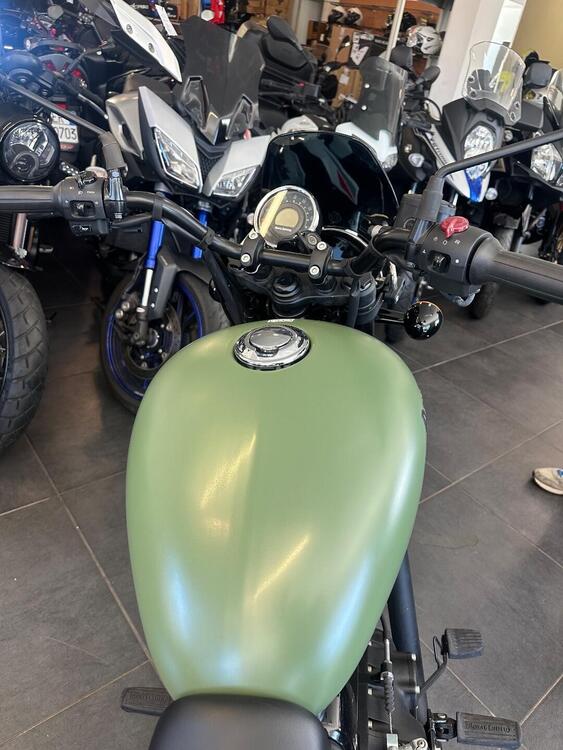 Royal Enfield Meteor 350 Fireball (2021 - 25) (5)