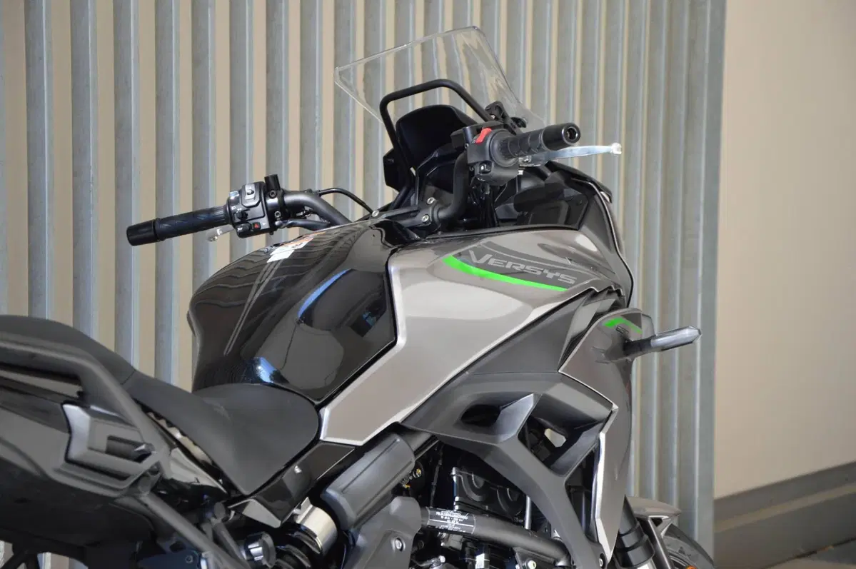Kawasaki Versys 650 (2025 - 26) (4)