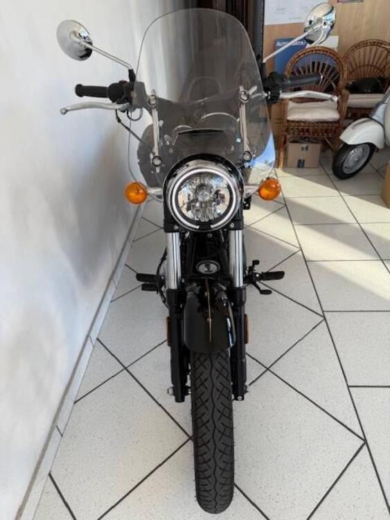 Royal Enfield Meteor 350 Supernova (2021 - 25) (2)