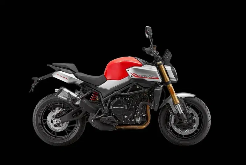 QJ Motor SRK 900 (2025 - 26) (2)