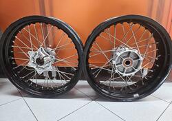 Coppia cerchi 17 KTM 690 SMC