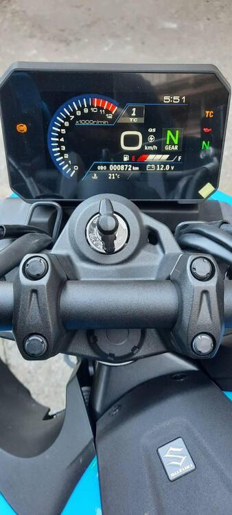 Suzuki GSX-8S (2023 - 24) (2)