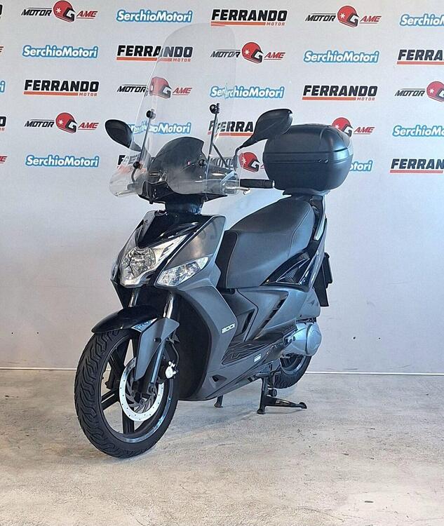 Kymco Agility 200i R16 + (2014 - 17) (3)