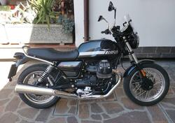 Moto Guzzi V7 Stone Special Edition (2022 - 25) usata