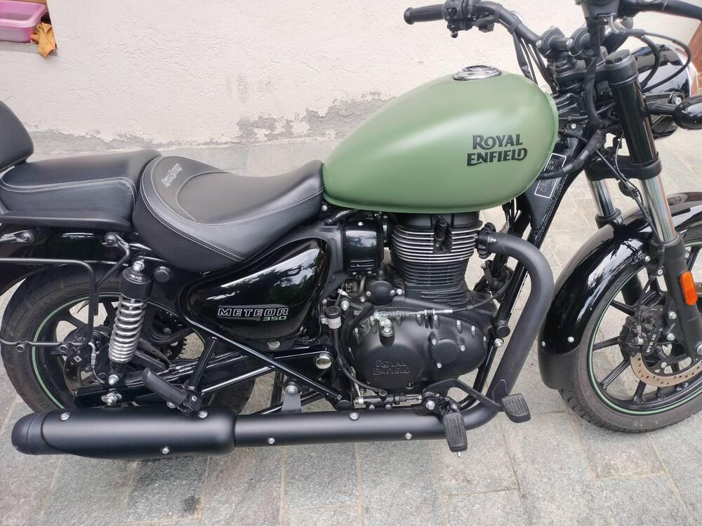 Royal Enfield Meteor 350 Fireball (2021 - 25)