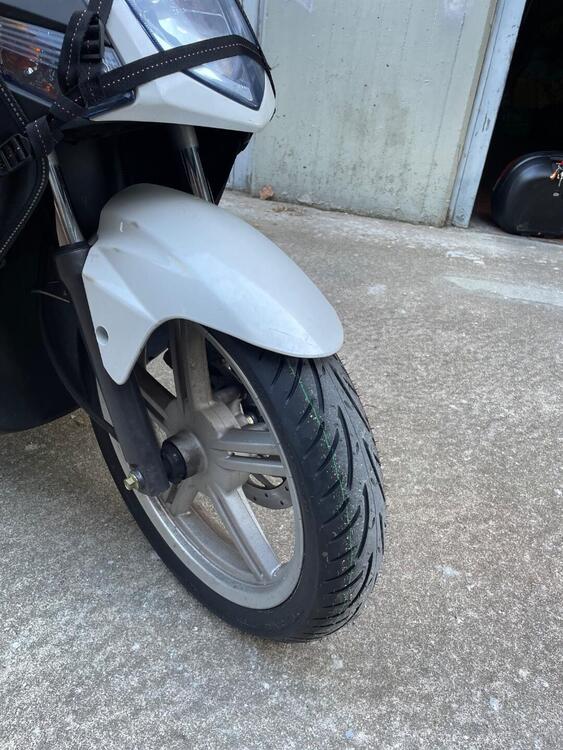 Kymco Agility 125 Carry (2011 - 17) (4)