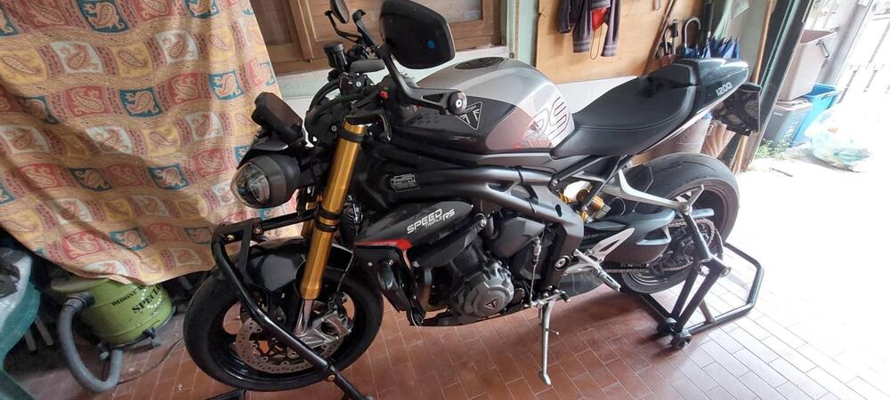 Triumph Speed Triple 1200 RS (2025) (2)