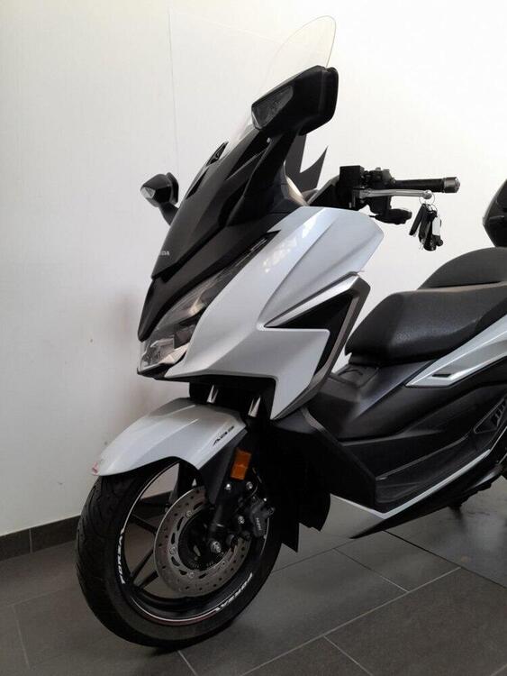 Honda Forza 350 Deluxe (2022 - 24) (2)