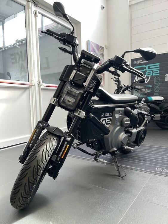 Bmw CE 02 AM (2024 - 25)