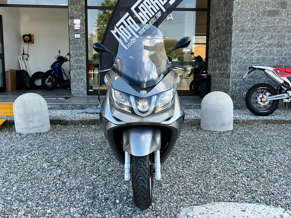 Piaggio X10 350 ie Executive (2011 - 17) (3)