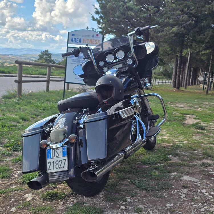 Harley-Davidson 1584 Electra Glide Standard (2008 - 10) - FLHT (2)