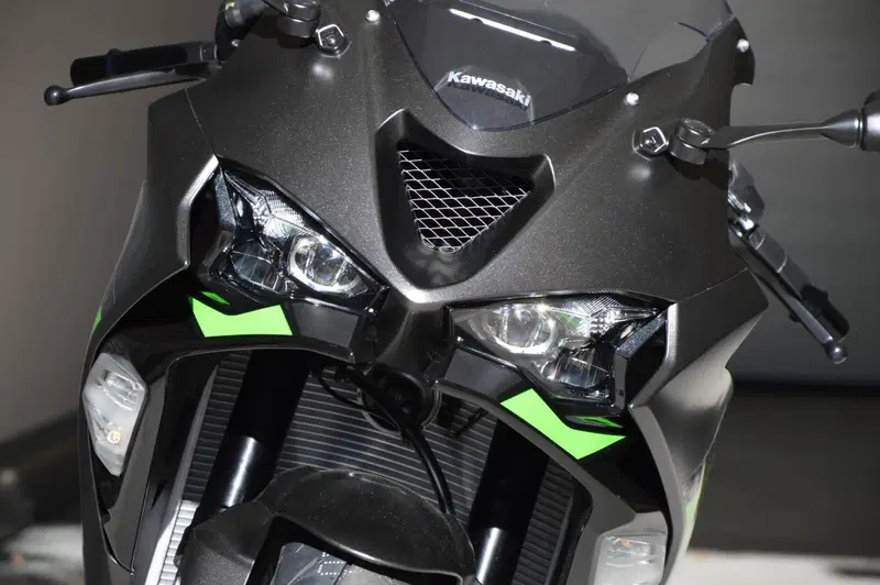 Kawasaki Ninja 636 ZX-6R (2024 - 26) (13)
