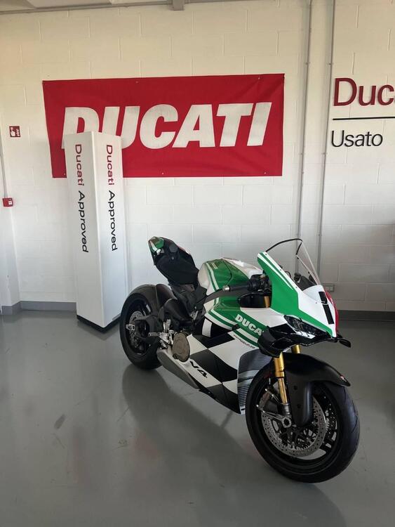Ducati Panigale V4 Tricolore (2025) (2)
