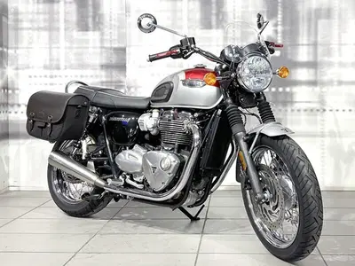 Triumph Bonneville T120 (2016 - 20) usata