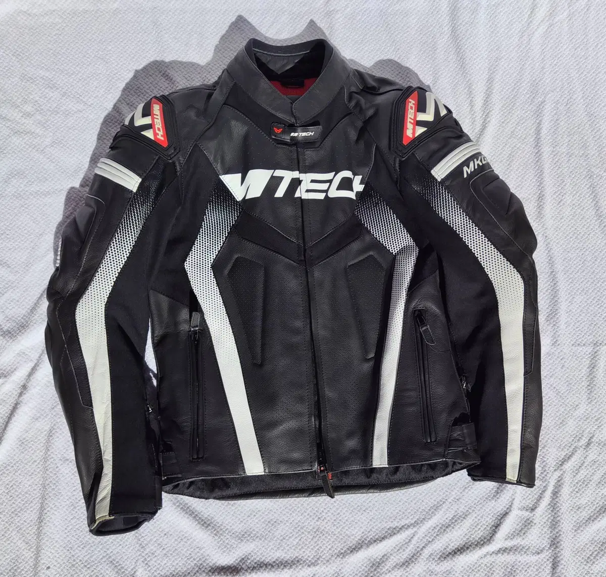 Giacca in pelle MTech MKGP TG 46