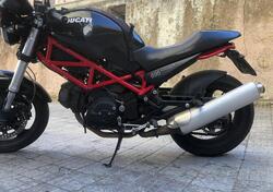 Ducati Monster 695 (2006 - 08) usata