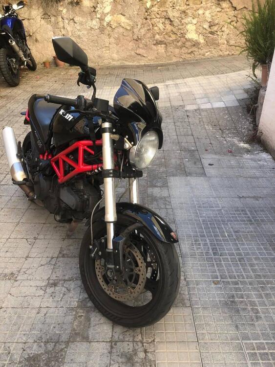 Ducati Monster 695 (2006 - 08) (2)