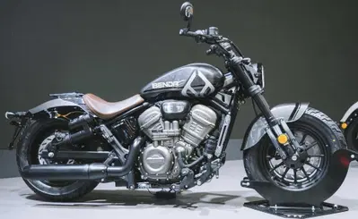 Benda Rock 707: in arrivo la nuova Cruiser-Bobber automatica [GALLERY]
