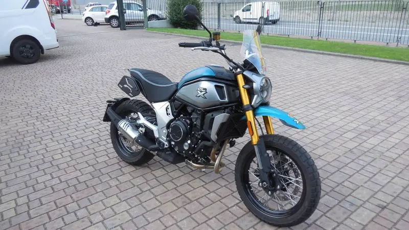 CFMOTO 700CL-X Adventure (2023 - 26) (2)