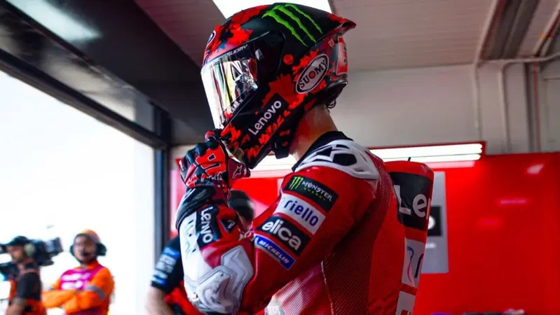 MotoGP 2025. GP dell'Indonesia. Pecco Bagnaia, di nuovo in difficolt&agrave;: "Abbastanza uno choc tornare in pista e non riuscire a frenare"