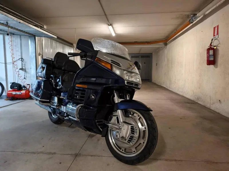 Honda GL 1500 SE Gold Wing (1991 - 02) (4)