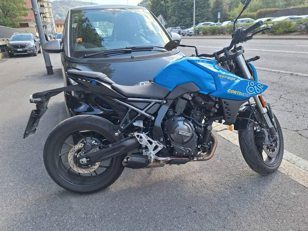 Suzuki GSX-8S (2025) (2)