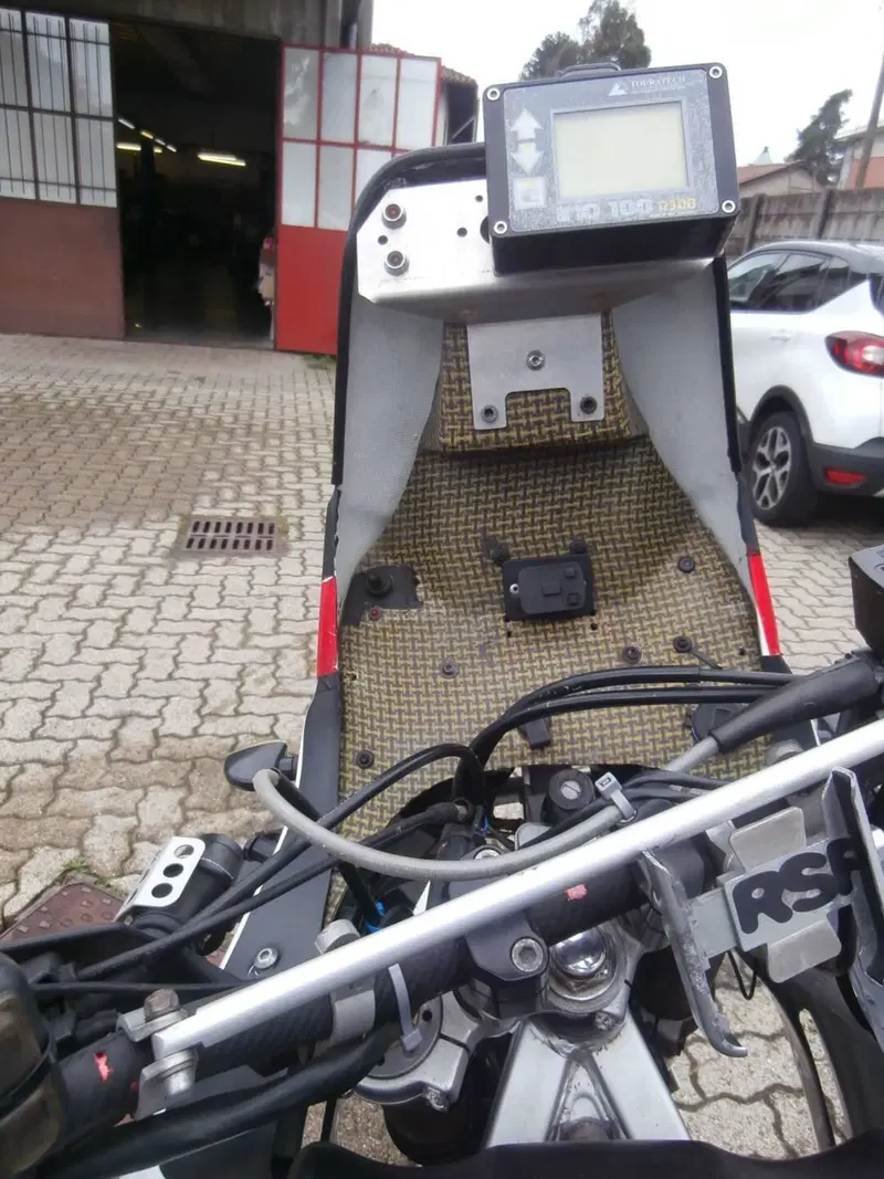 Honda Africa Twin XRV 750 (1993 - 95) (16)