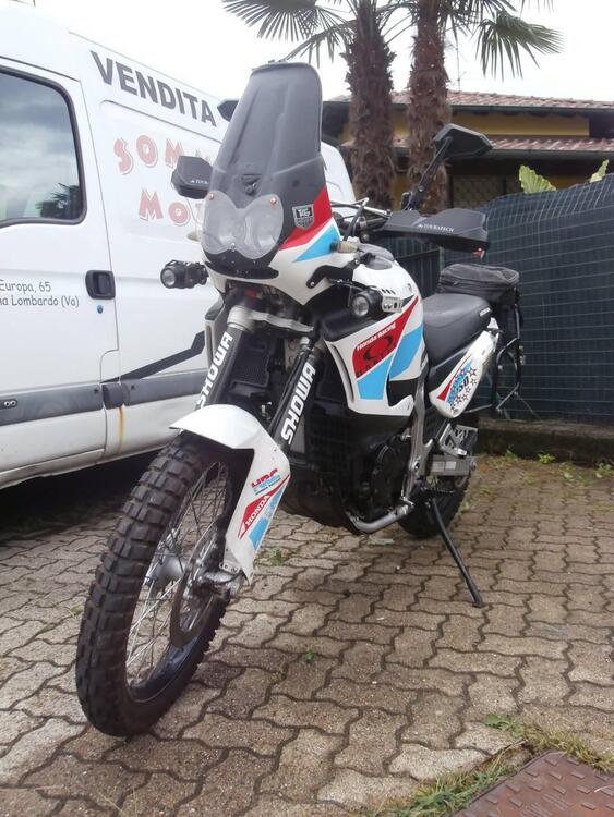 Honda Africa Twin XRV 750 (1993 - 95) (4)