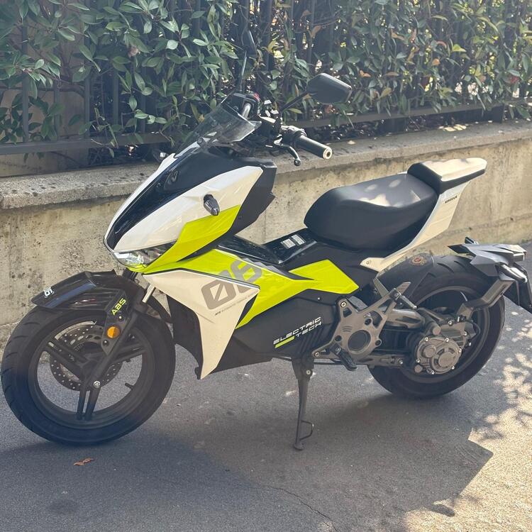 FELO Moto FW-06 (2023 - 25) (3)