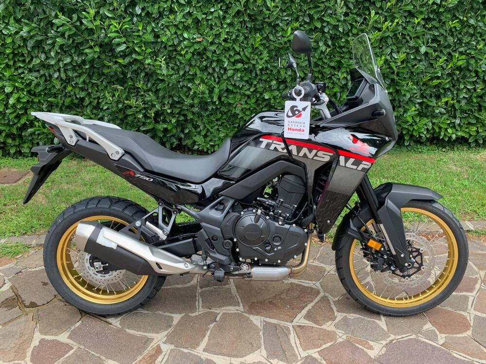 Honda Transalp XL750 (2025)