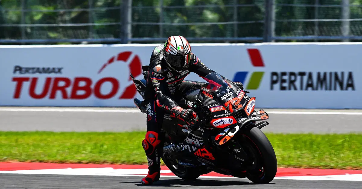 MotoGP 2025. GP dell'Indonesia. Pre-qualifiche: Bezzecchi davanti a tutti, sia Marquez (+ 2 cadute!) che Bagnaia fuori dalla Q2! [RISULTATI]