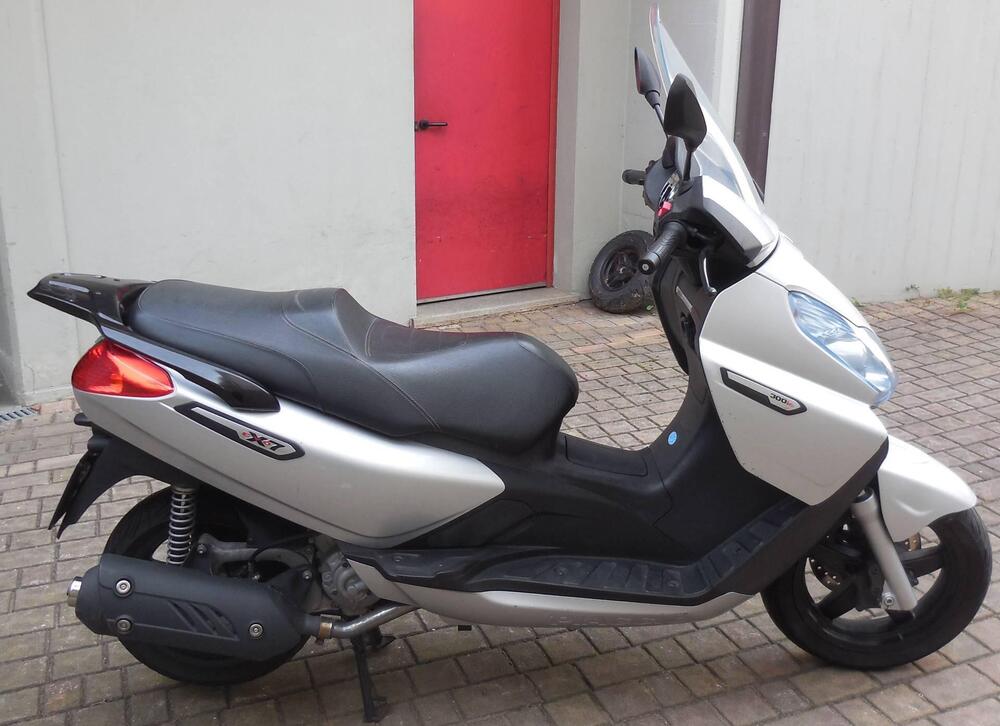 Piaggio X7 300 Evo ie (2009 - 14) (2)