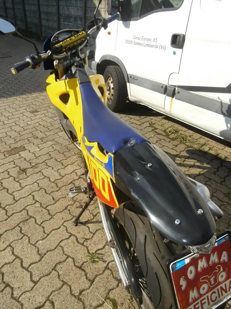Husqvarna SM 125 S (2002 - 04) (9)