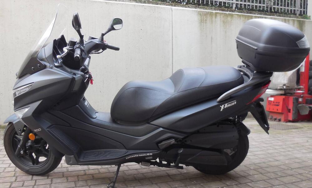 Kymco X-Town 300i ABS (2016 - 20) (3)
