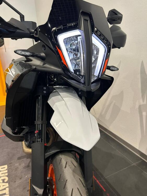 KTM 890 SMT (2023 - 26) (5)