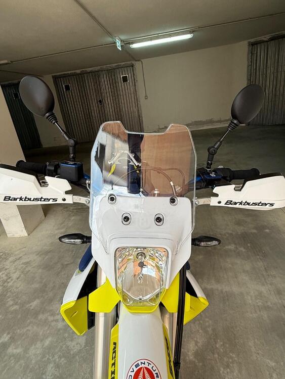 Husqvarna 701 Enduro (2022) (2)