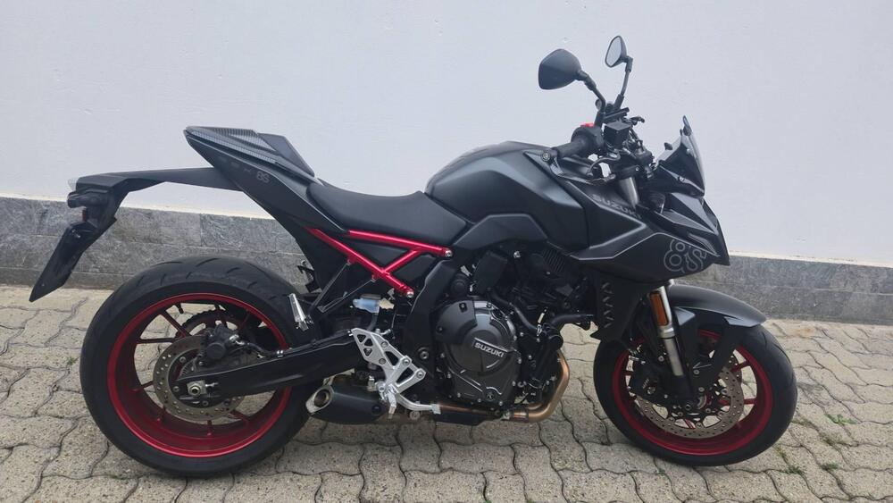 Suzuki GSX-8S (2025) (2)