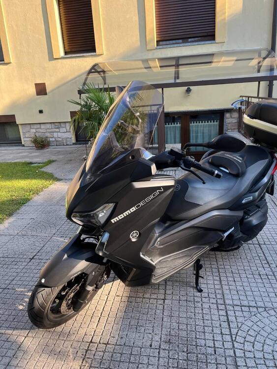 Yamaha X-Max 400 Momodesign (2014 - 16) (2)