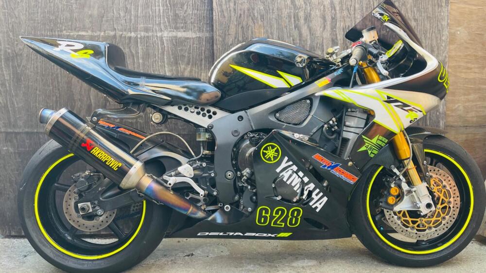 Yamaha YZF R6 (2005)