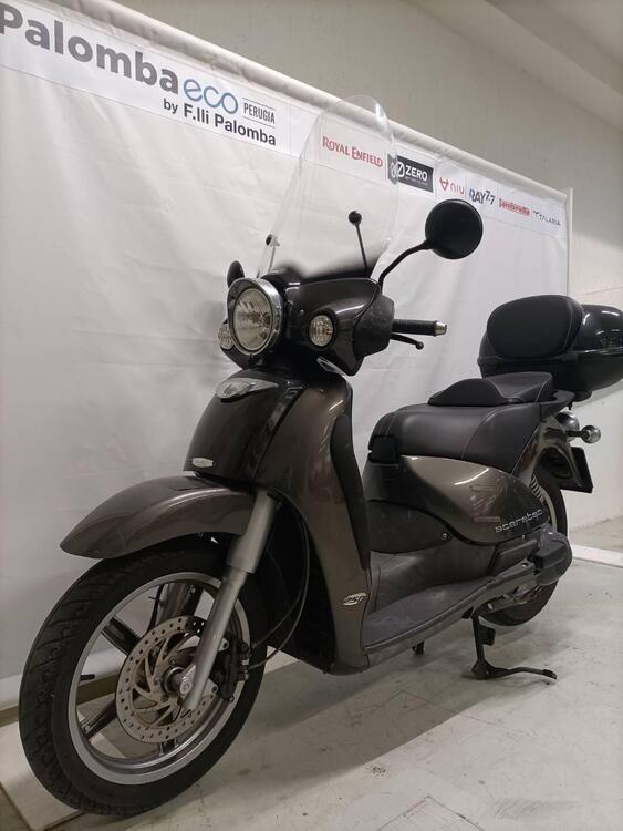 Aprilia Scarabeo 250 (2005 - 06) (4)