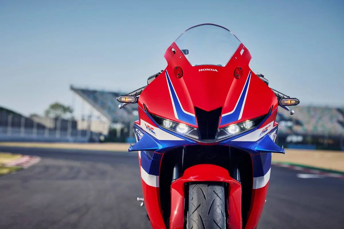 Honda CBR 600 RR (2024 - 26)