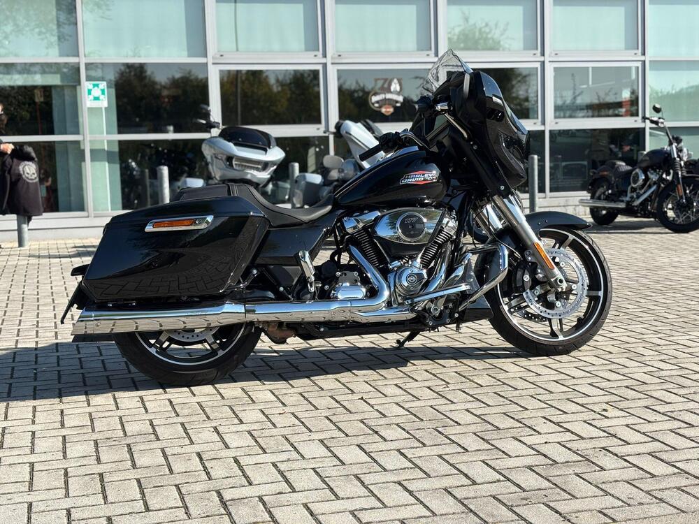 Harley-Davidson Street Glide (2024 - 25)