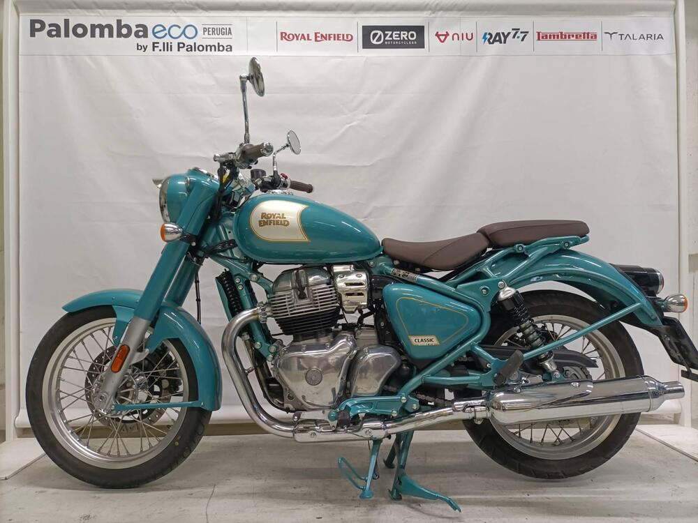 Royal Enfield Classic 650 (2025) (3)