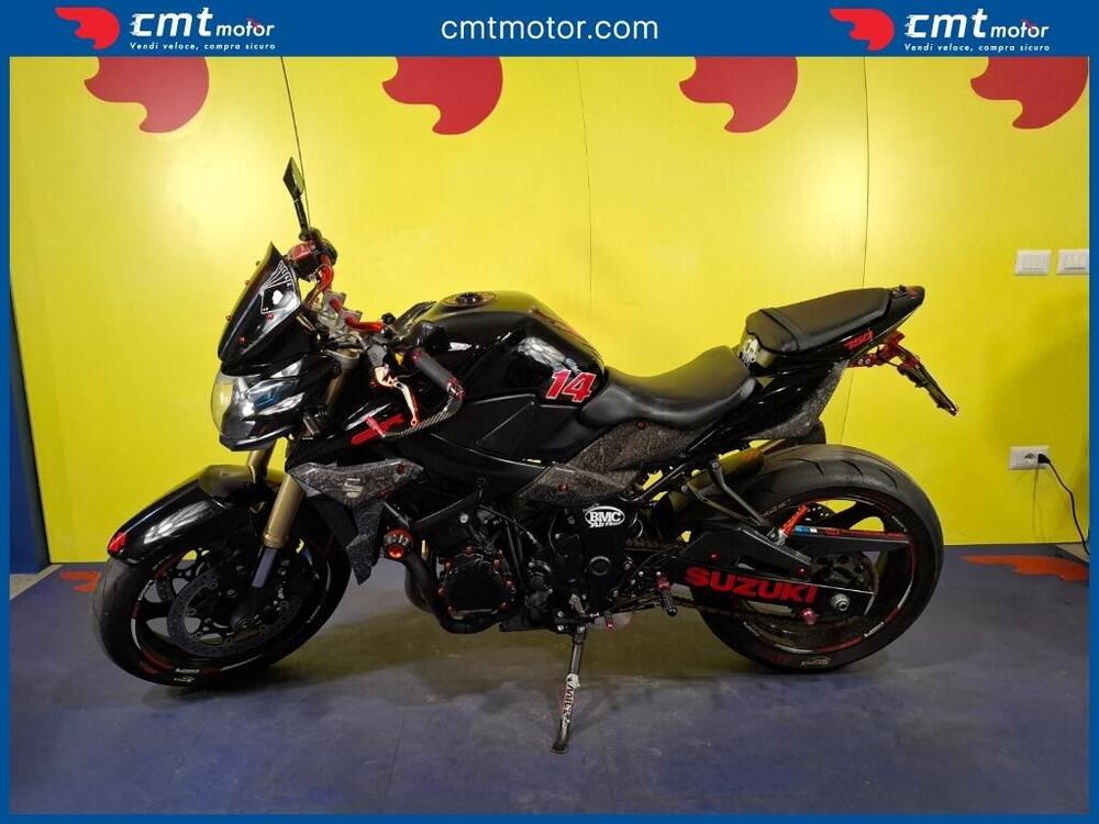 Suzuki GSR 750 (2010 - 15) (5)