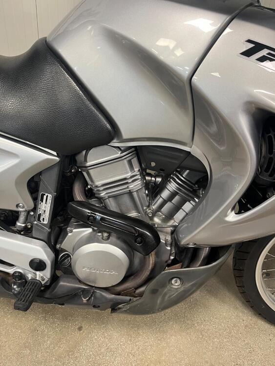 Honda Transalp XL 650V (2005 - 06) (4)