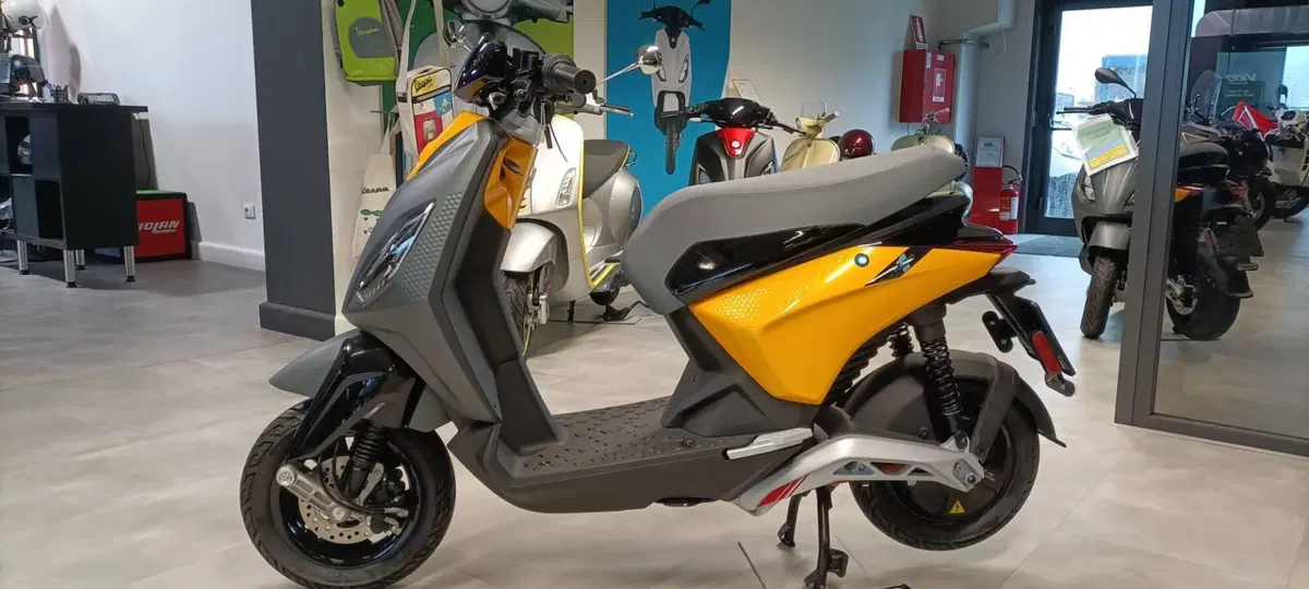 Piaggio 1 Active (2022 - 26) (9)